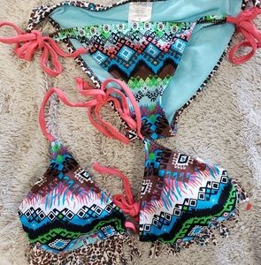Woman Swimsuit nwot size med 5/7